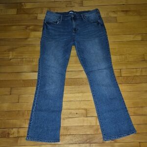 OLD NAVY-ORIGINAL BOOTCUT JEAN SIZE 12.  INSEAM APPR. 29.5.